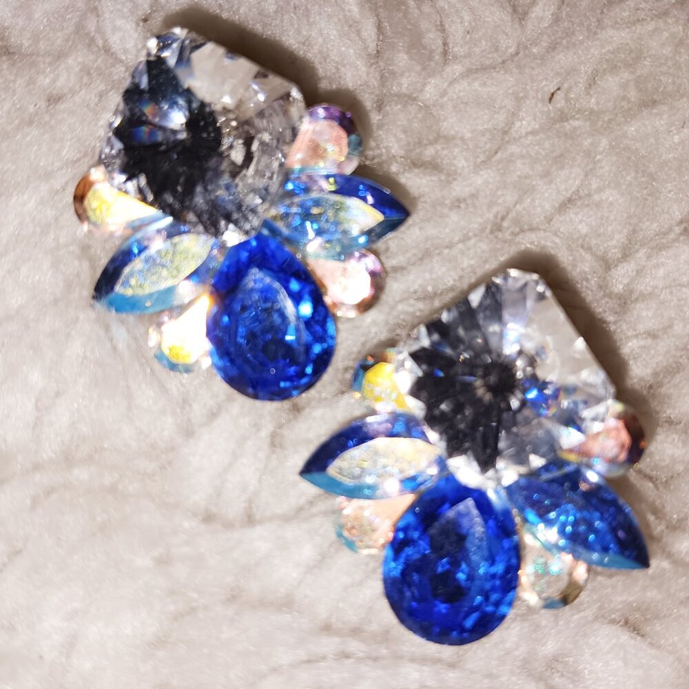 Dazzling Vintage Costume Clip-Ons